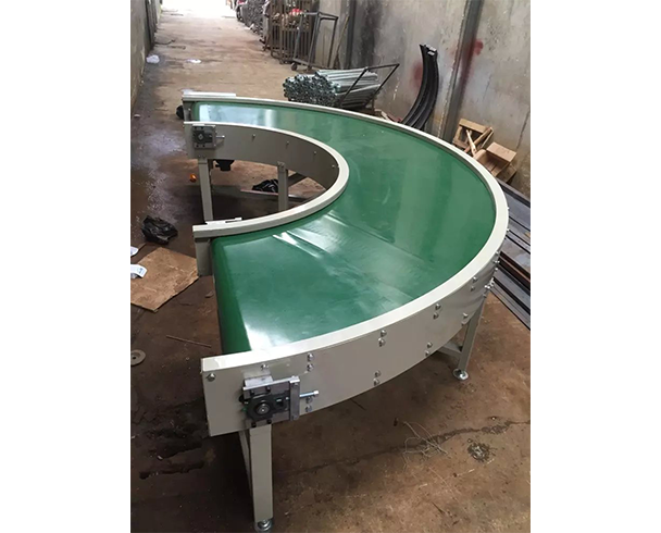 轉(zhuǎn)彎輸送機(jī)